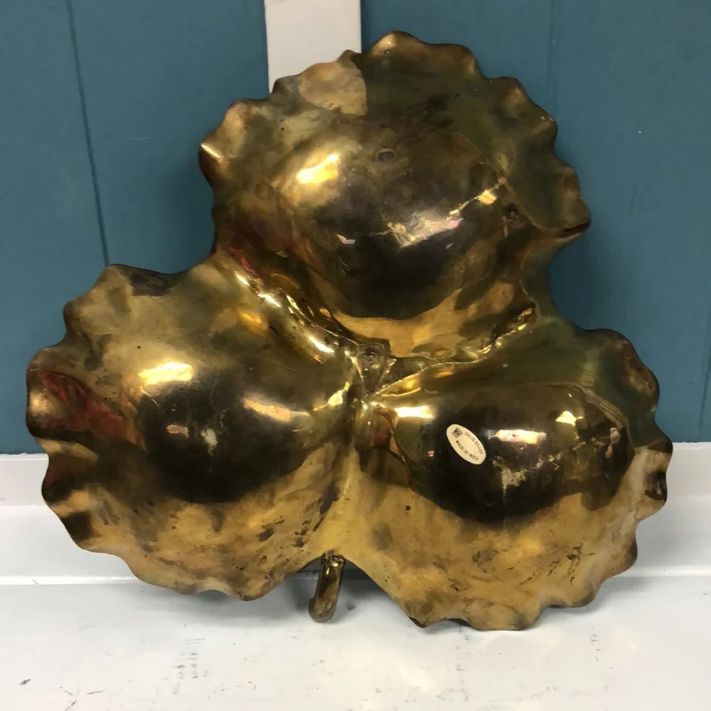 Large Heavy gold Brass Leaf Shell‎ sectioned Tray bowl Made In India 12” x 11”